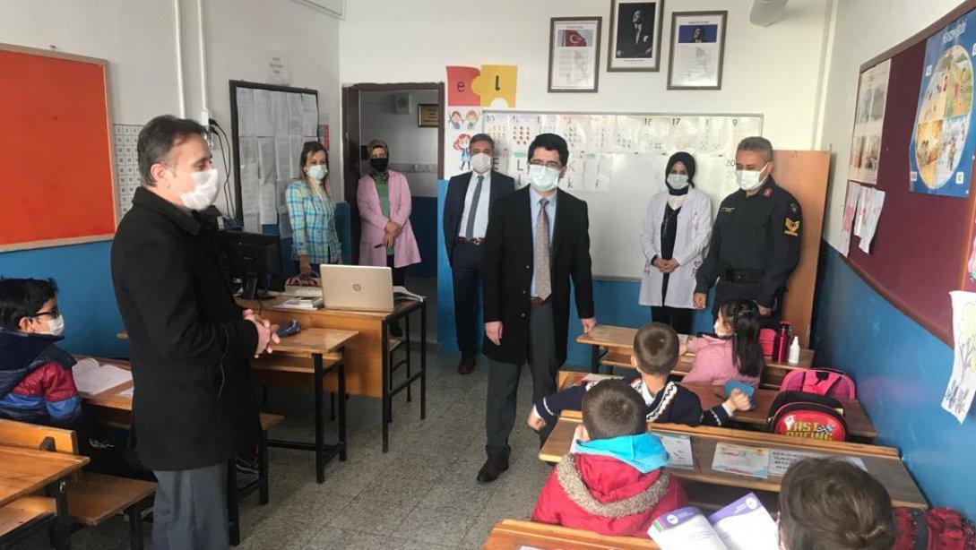 Kaymakamımız Sayın Fatih Eroğlu'nun Okul Ziyareti 