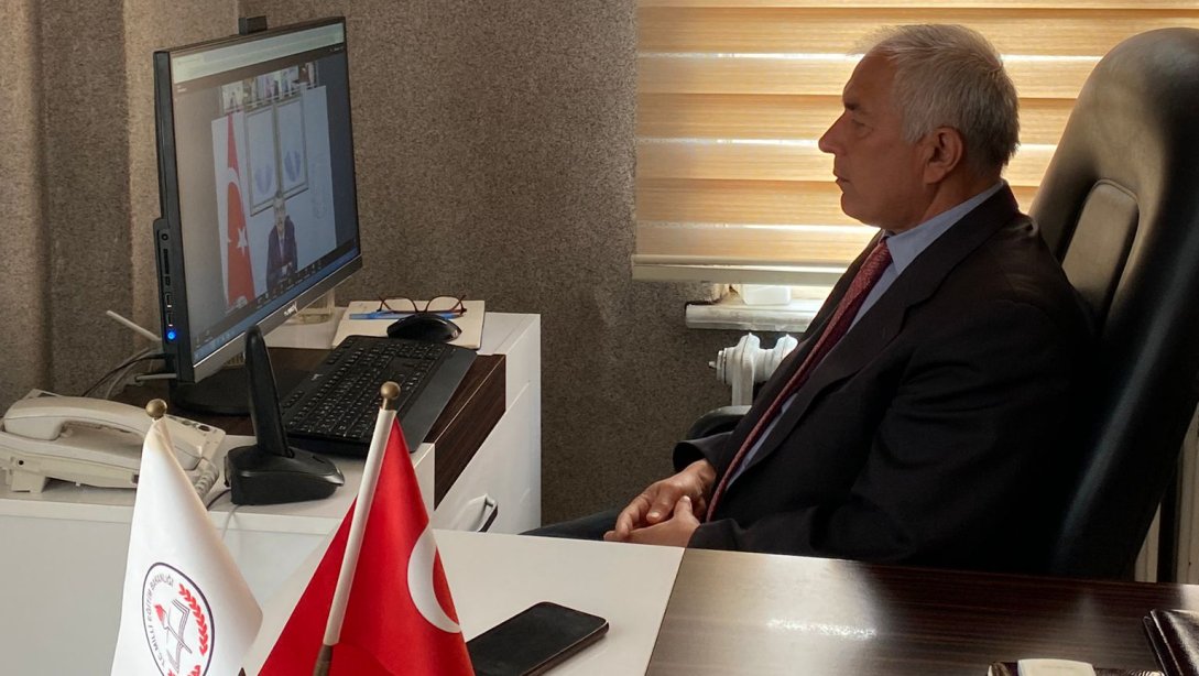 Sayın Bakanımızla Türkiye Yüzyılı Maarif Modeli Uygulama Stratejisi ile İlgili Uzaktan Toplantı 