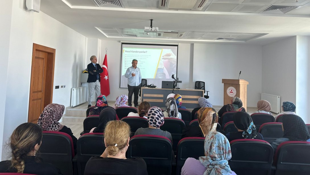 İşgücü Uyum Programı(İUP) Çalışanlarına Yönelik Seminer Düzenlendi